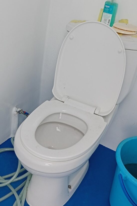 Toilet (WC)